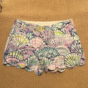 Lilly Pulitzer Shell Scalloped Shorts